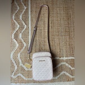 Michael Kors Outlet Jet Set Travel Bag